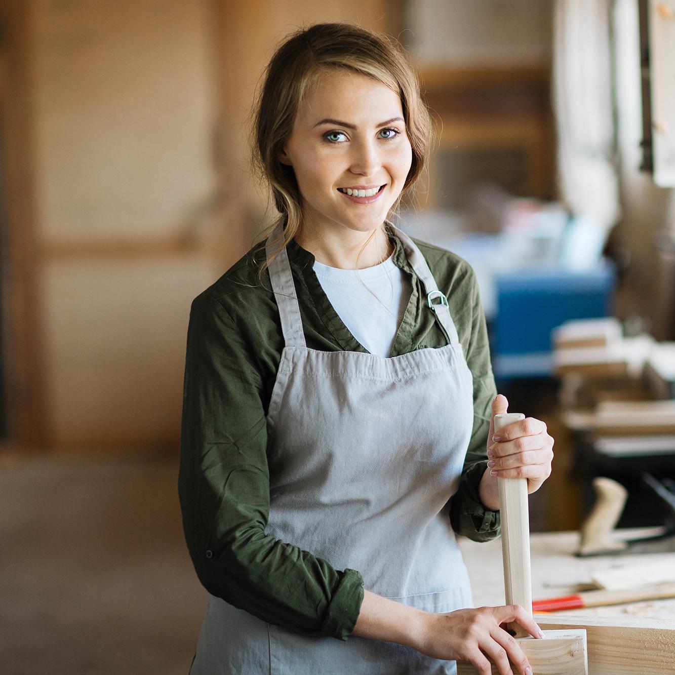 Lächelnde #Branche1# Auszubildende