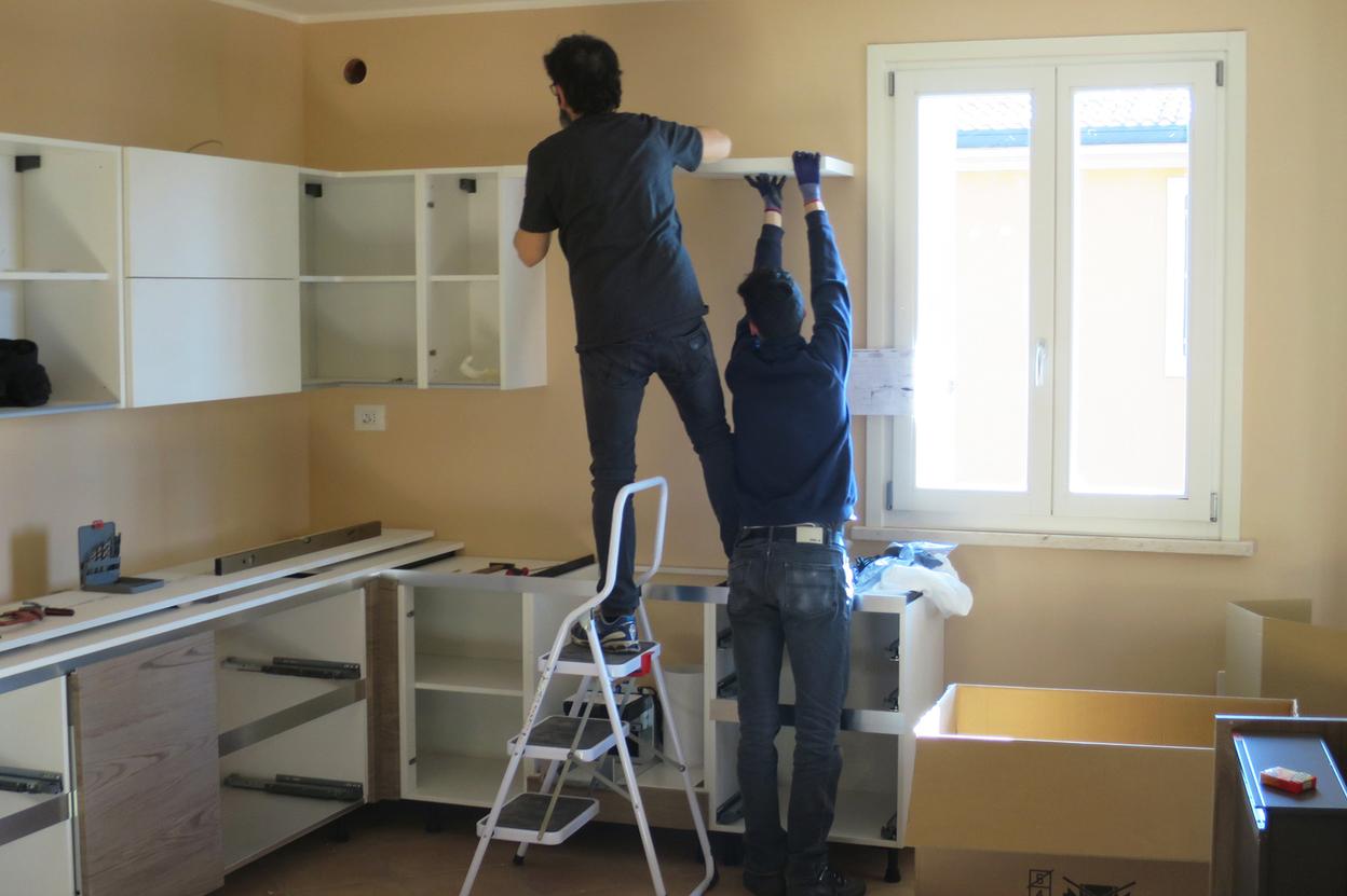 Küche aufbauen lassen vom #Branche1#